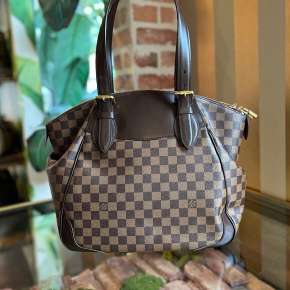 LOUIS VUITTON Verona GM Damier Ebene Canvas Shoulder Bag - Picture 3 of 14